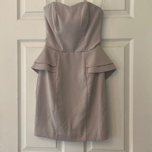 Womens size 2 H&M gray strapless dress
